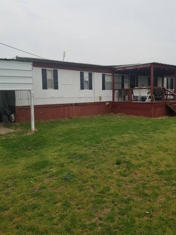 2334 Sanbar Road #93, Graford, TX 76449