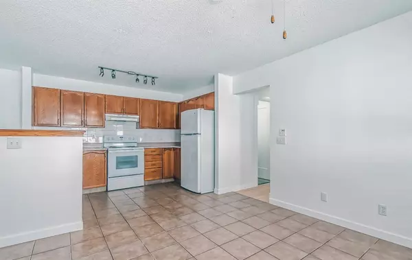 Calgary, AB T3A 5H3,73 Hidden Spring CIR NW