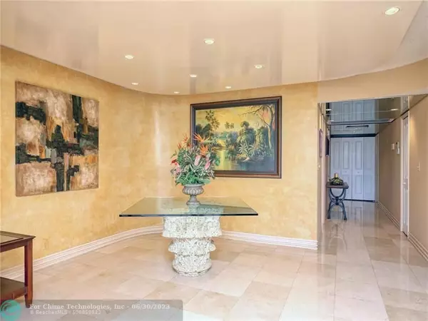 Pompano Beach, FL 33069,3503 Oaks Way  #314