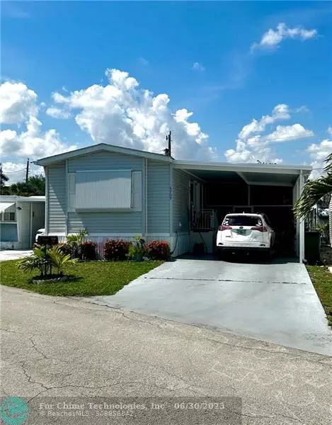 Davie, FL 33324,8709 SW 16th Pl