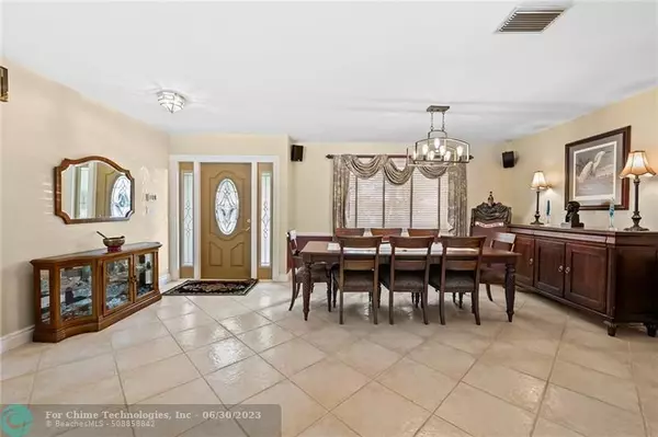 Plantation, FL 33317,741 W Tropical Way