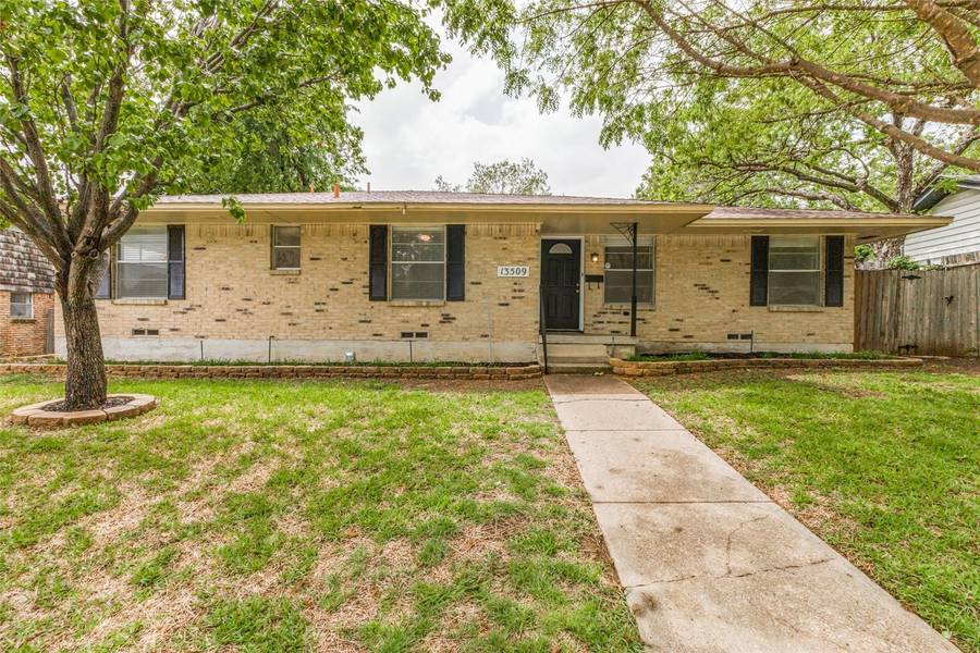 13509 Pyramid, Farmers Branch, TX 75234