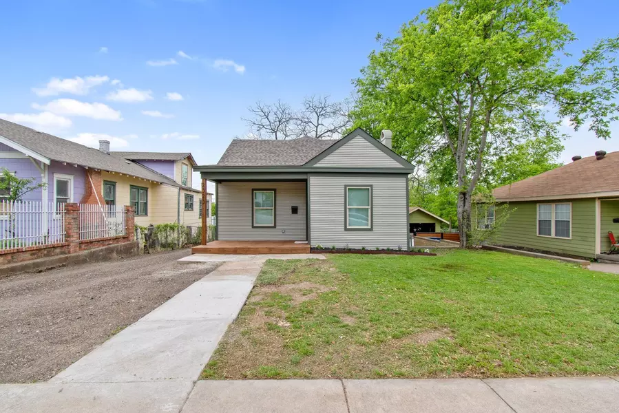 2323 Alaska Avenue, Dallas, TX 75216