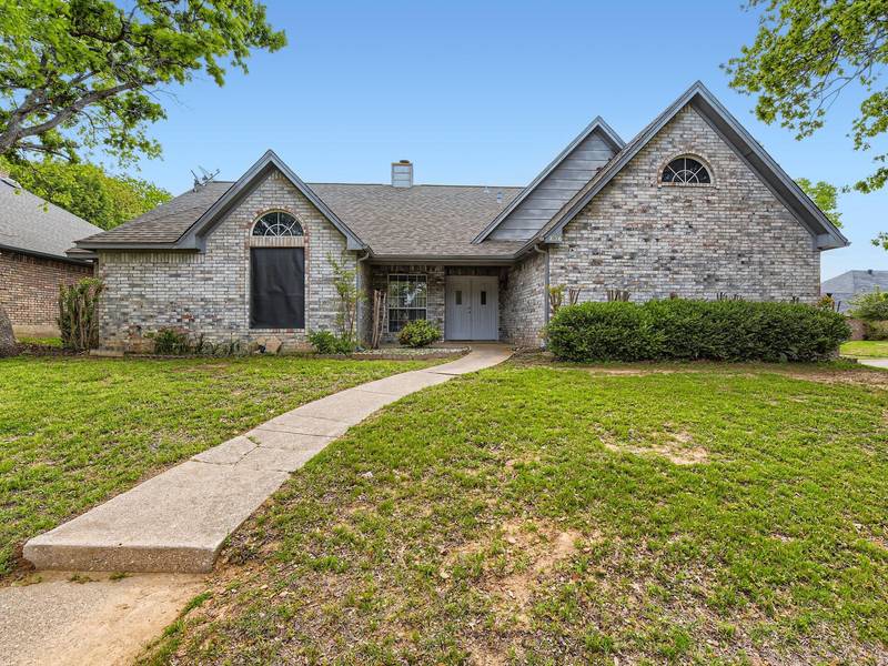 2126 Millwood Drive, Corinth, TX 76210