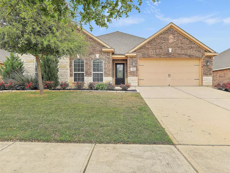 2405 Spring Meadows Drive, Denton, TX 76209