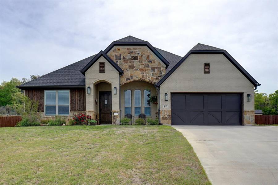 238 Buckeye Drive, Weatherford, TX 76086