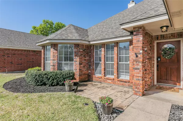 Euless, TX 76039,3009 Clairemont Lane