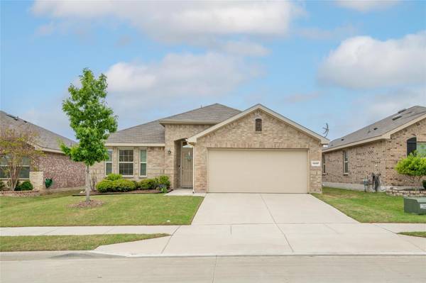 14417 Jaycee Lane, Fort Worth, TX 76052