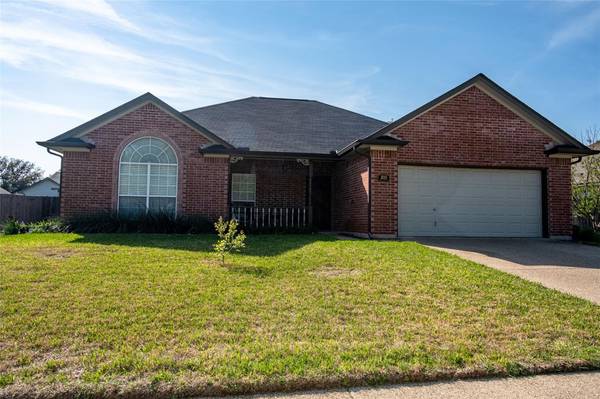 1011 Short Line Boulevard, Midlothian, TX 76065