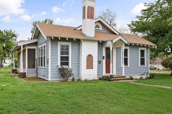 307 NW 6th Street, Hubbard, TX 76648