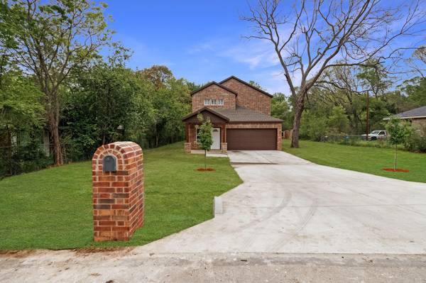 506 Armstrong Road, Seagoville, TX 75159