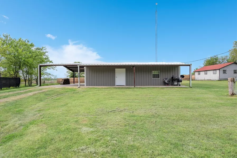 525 Vz County Road 2703, Mabank, TX 75147