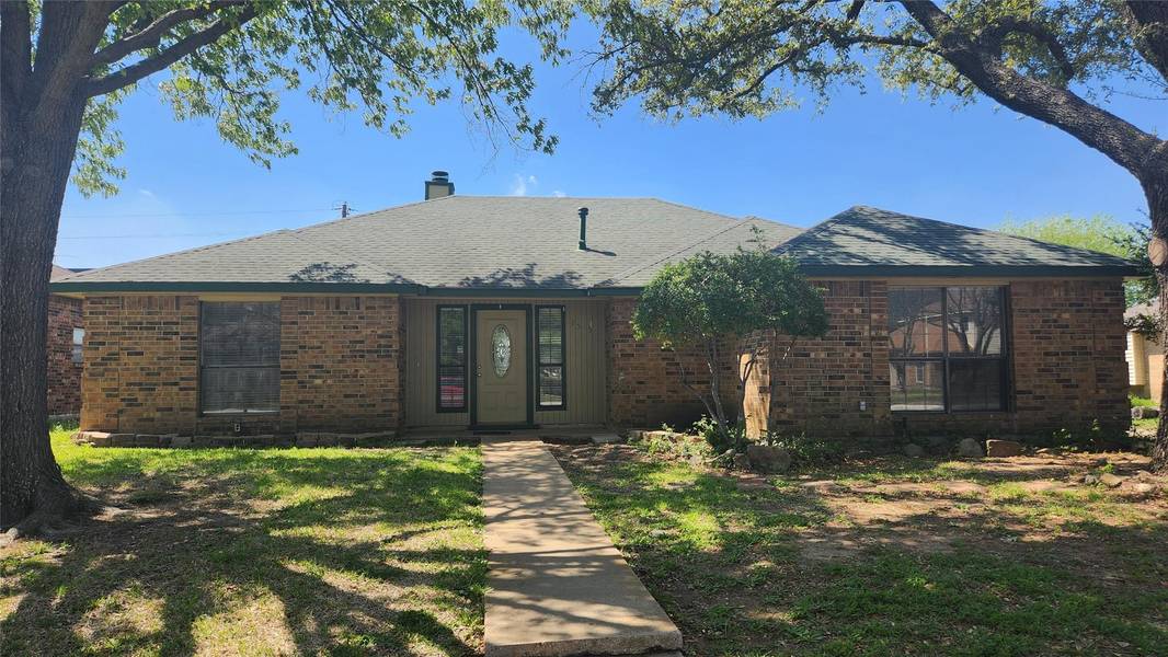 2515 Hollow Bend, Mesquite, TX 75150