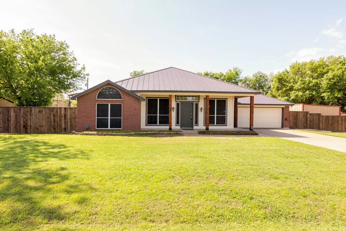 Burleson, TX 76028,232 Michelle Street