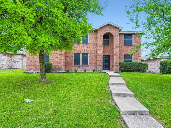 1420 Honey Bee Lane, Lancaster, TX 75134