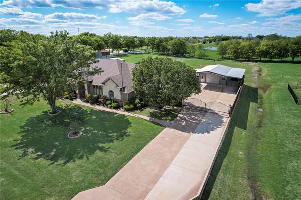 12033 N Emerald Ranch Lane, Forney, TX 75126