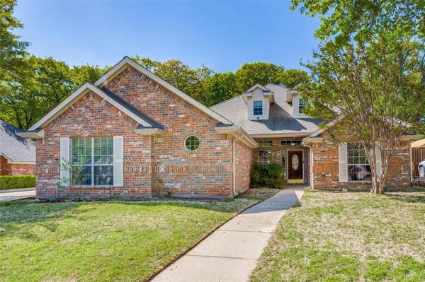 1340 Flying Jib Drive, Azle, TX 76020