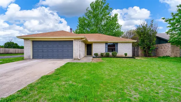 2813 S Meadow Drive, Fort Worth, TX 76133