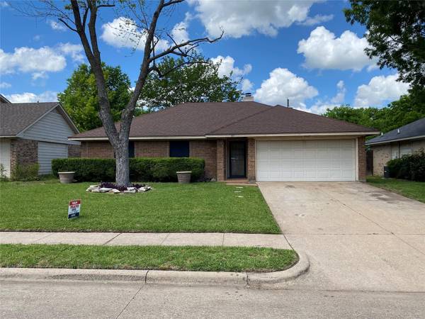 517 Jean Drive,  Seagoville,  TX 75159