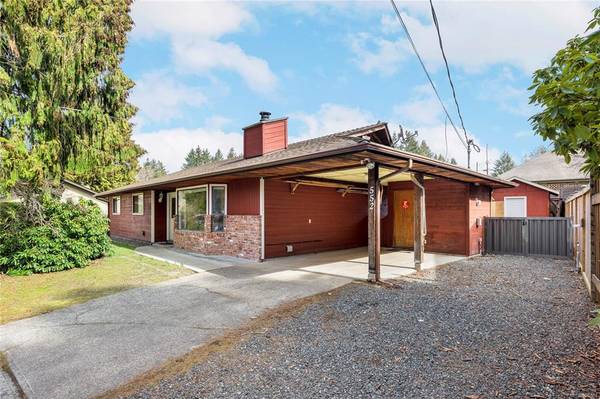 Qualicum Beach, BC V9K 1B7,552 Hall Rd