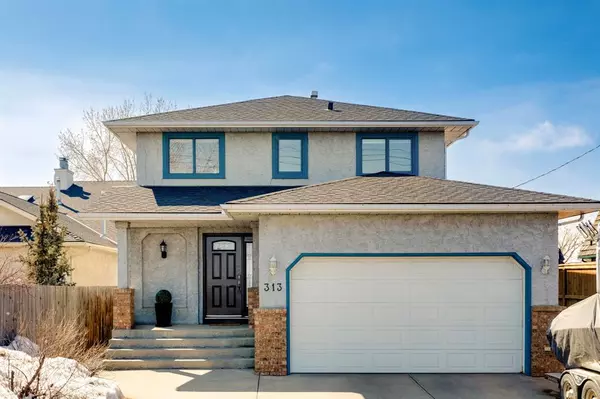 Chestermere, AB T1X 1A3,313 EAST CHESTERMERE DR