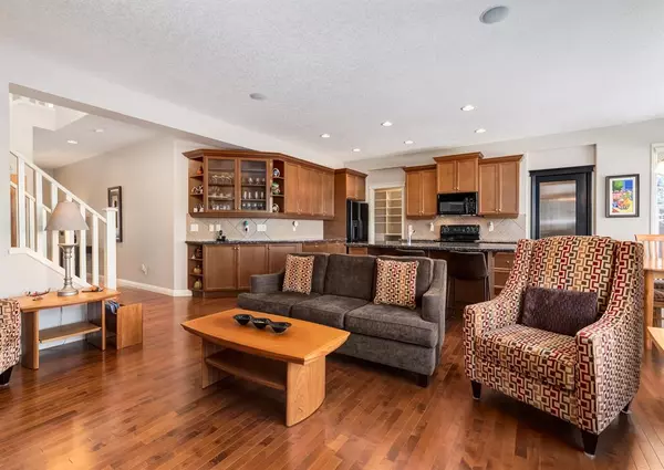 Calgary, AB T3M 1H5,153 Cranleigh Bay SE