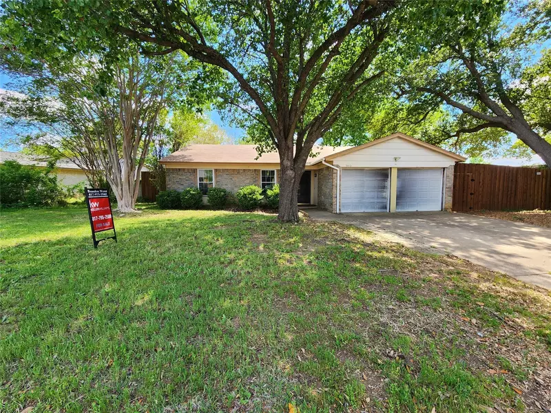 5410 Sandusky Court, Arlington, TX 76017