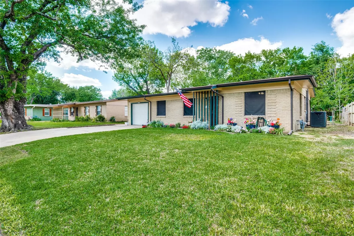 Irving, TX 75061,1709 Meadowbrook Lane