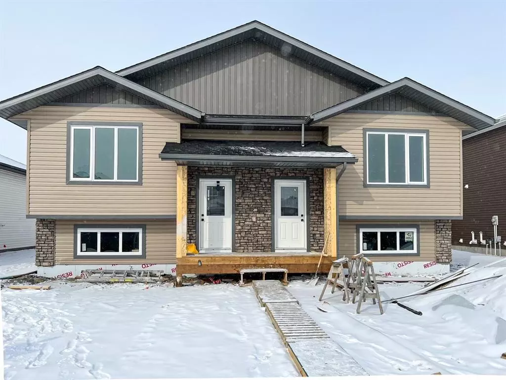 Lacombe, AB T4L0K1,14 Ranchers Close