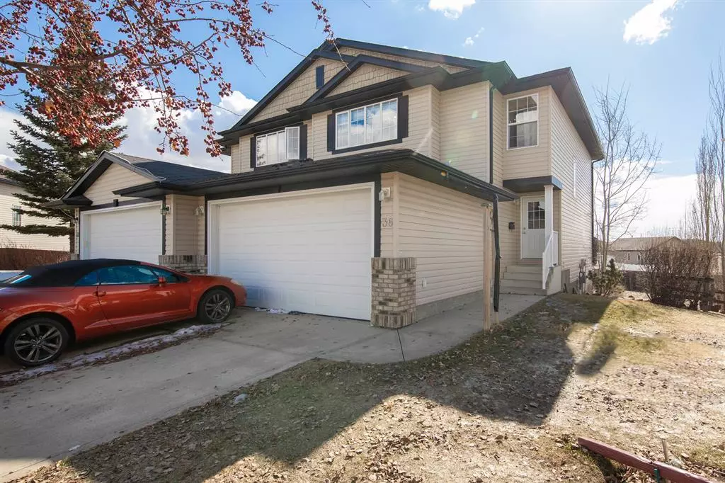 Red Deer, AB T4R 3G3,36 Arnold Close