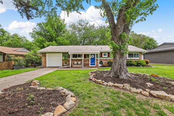 1109 Benbrook Terrace, Benbrook, TX 76126