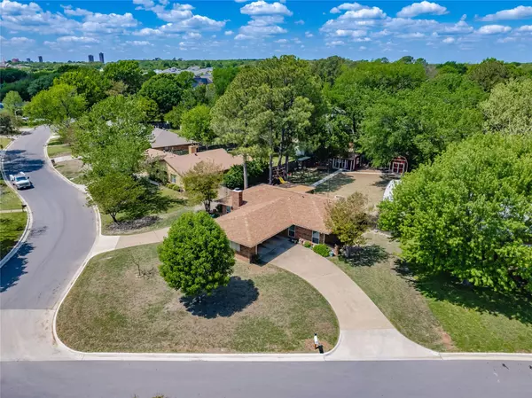 2525 Freedom Lane, Denton, TX 76209