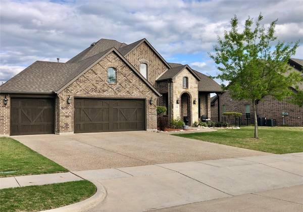 1308 Wolf Ridge Run, Gunter, TX 75058