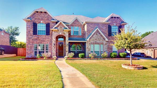 513 Oak Forest Court, Kennedale, TX 76060