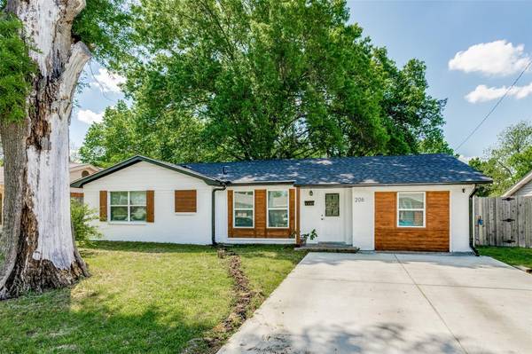 206 W Carolyn Drive, Garland, TX 75041