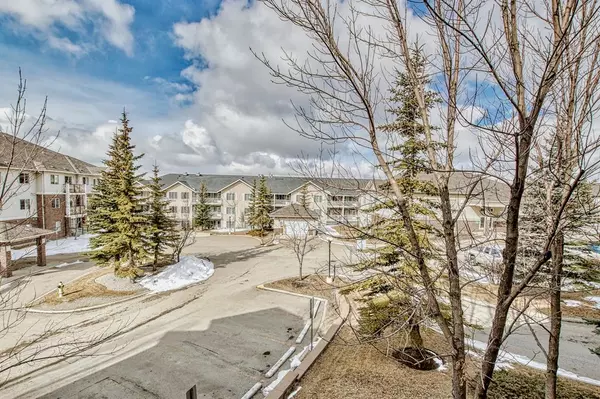 Calgary, AB T3G 5T2,928 Arbour Lake RD NW #1212