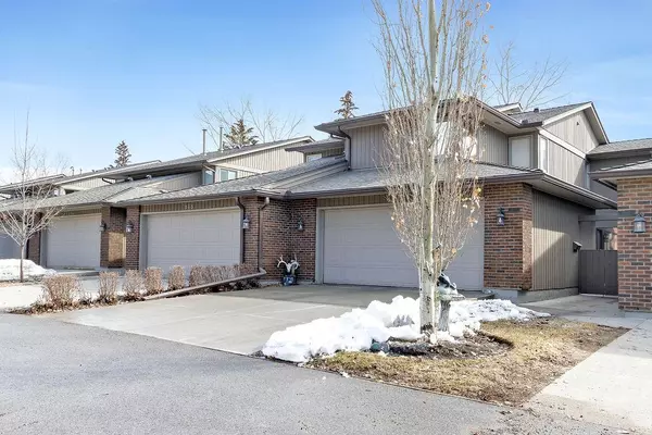 Calgary, AB T2X 1K1,860 Midridge DR SE #817