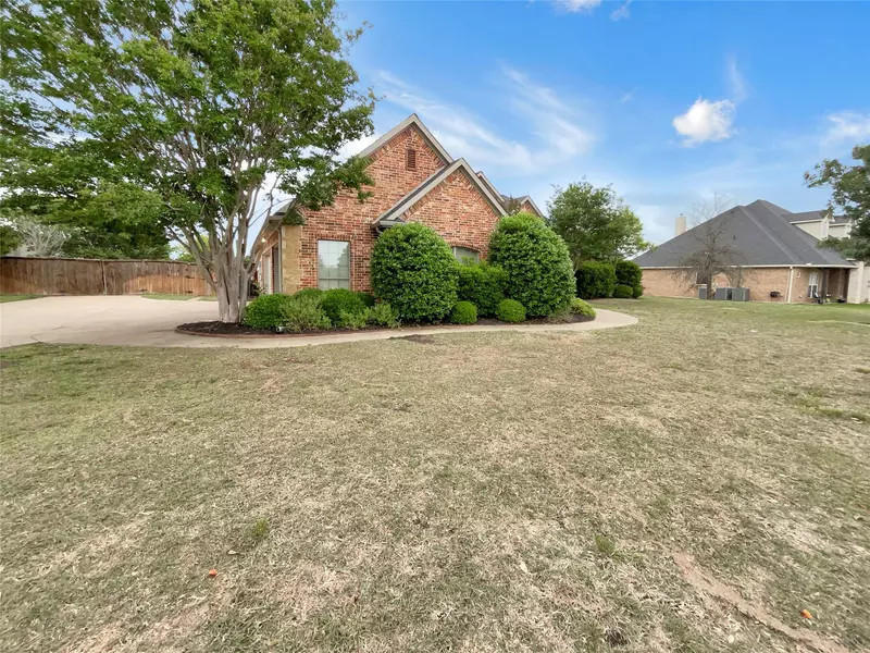 5660 Country South Lane, Midlothian, TX 76065