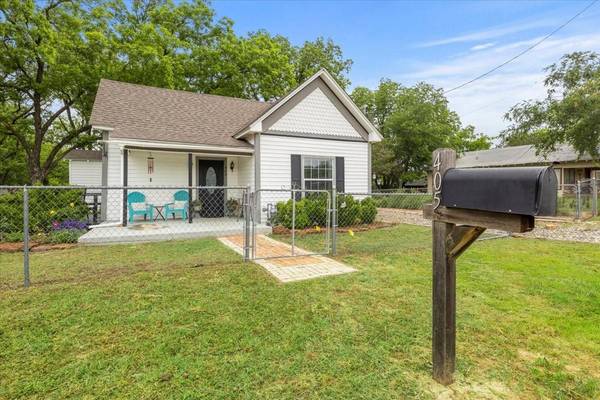 405 Santa Fe Street, Joshua, TX 76058