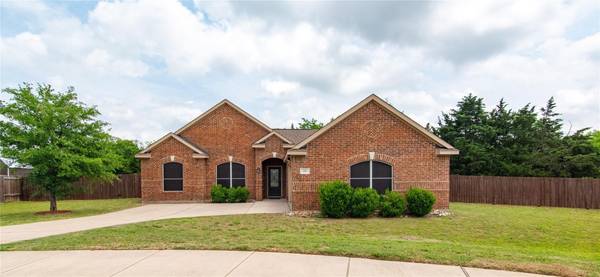 359 Cascade Drive, Red Oak, TX 75154