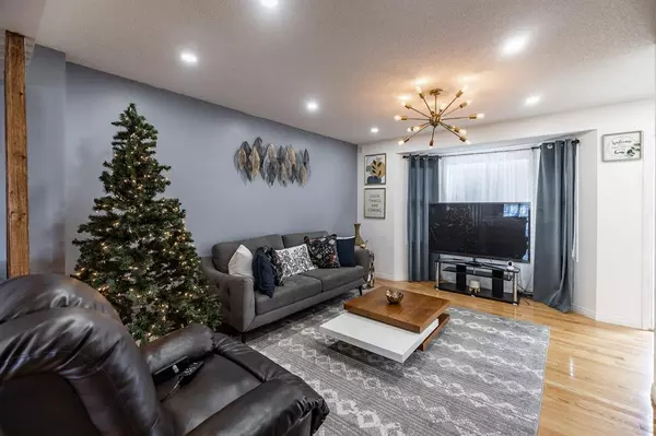 Calgary, AB T3J 0P9,8335 Saddlebrook DR NE