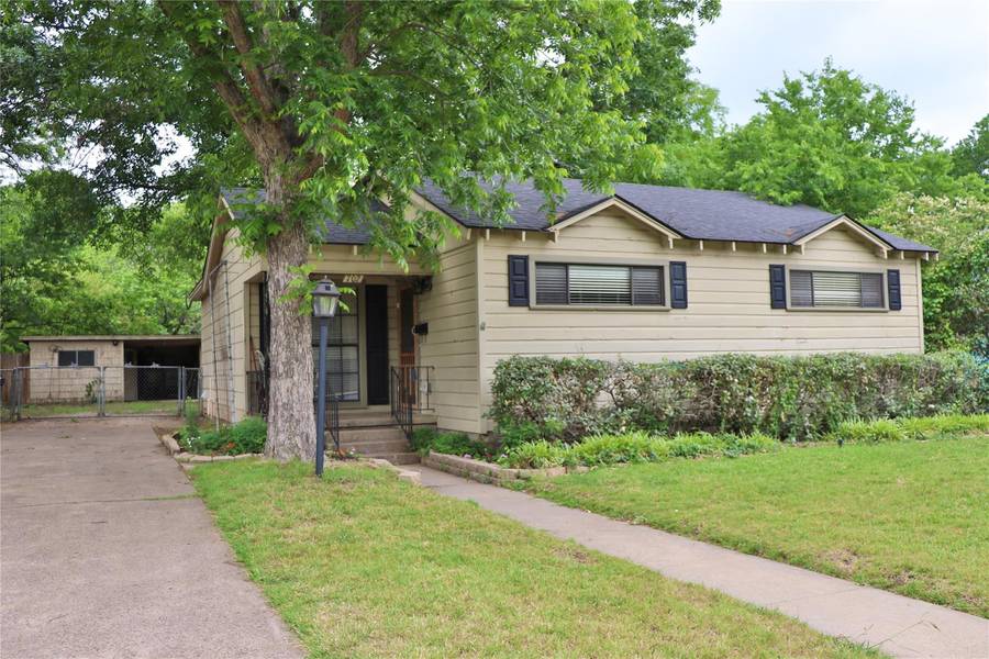 702 Cordell Street, Denton, TX 76201