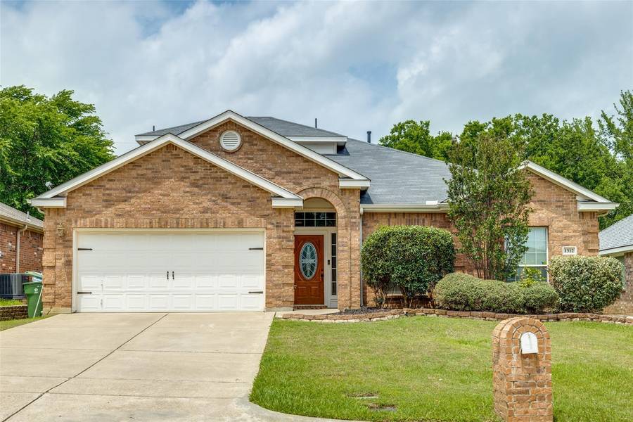 1312 Maple Terrace Drive, Mansfield, TX 76063