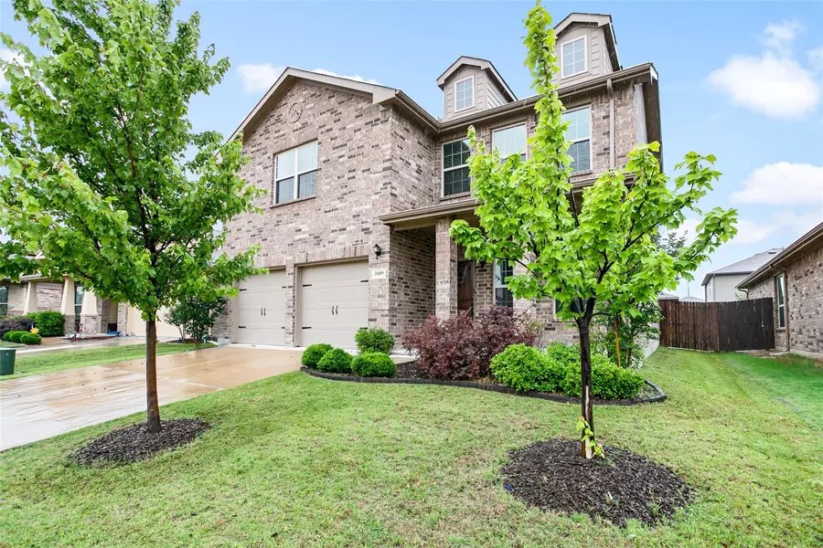 3109 Antler Point Drive, Fort Worth, TX 76108