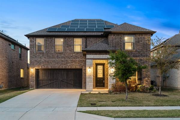 1013 W Villas Court, Lewisville, TX 75067