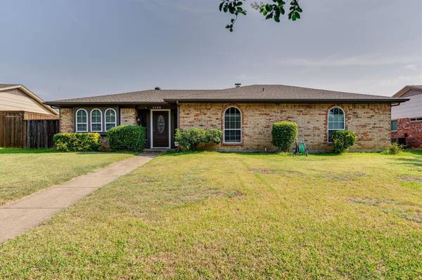 1709 Baltimore Drive, Richardson, TX 75081