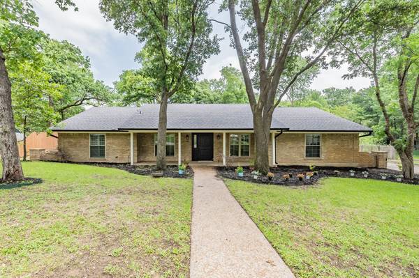 1816 Avondale Drive, Colleyville, TX 76034