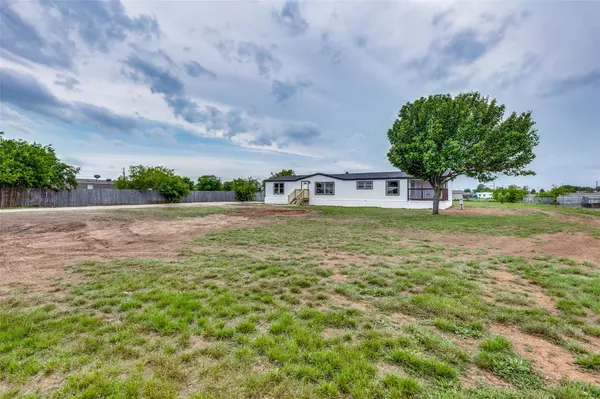 Joshua, TX 76058,3608 County Road 913