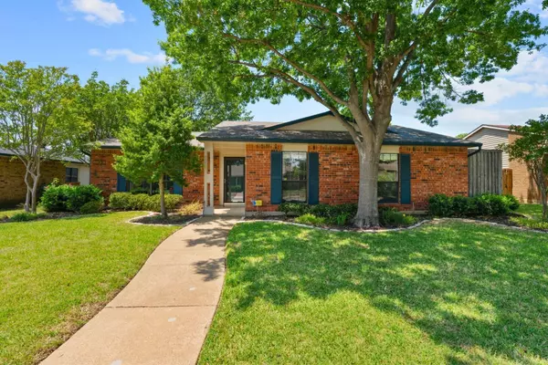 3217 Rose Hill Road,  Carrollton,  TX 75007