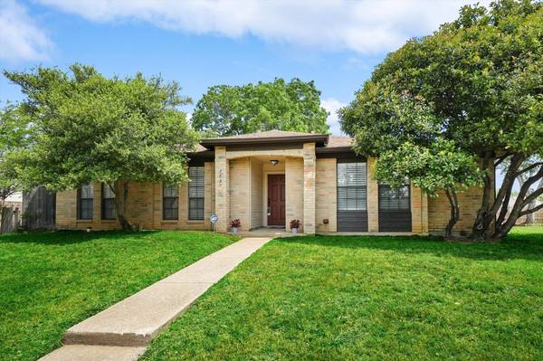 2430 Deer Run, Lewisville, TX 75067